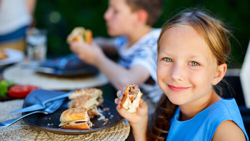 Découvrez le Burger au curé nantais au Parc des Naudières